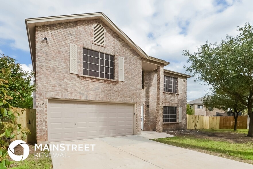 Building Photo - 8423 Manderly Pl