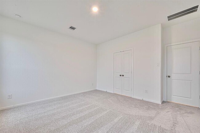 Building Photo - 26415 Virginia Wild Rye Ln