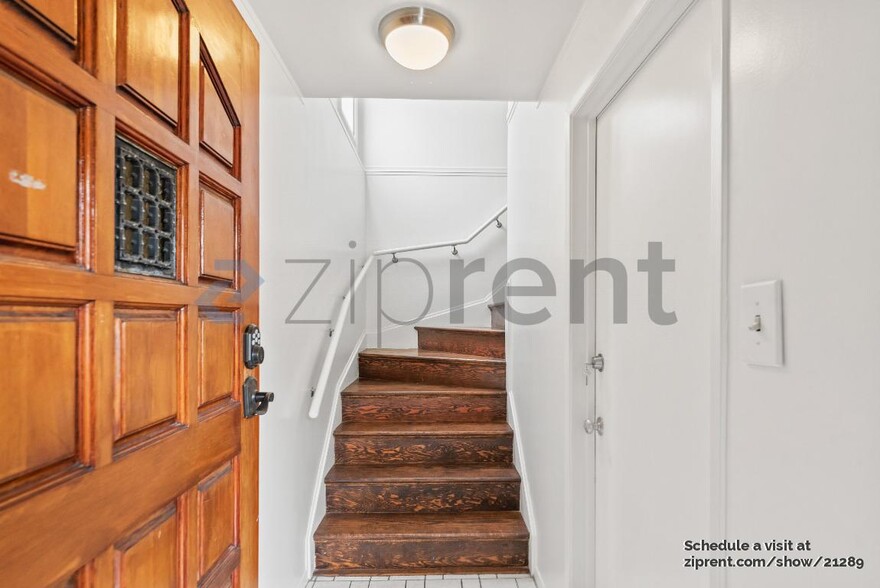 Building Photo - 200 Dellbrook Ave