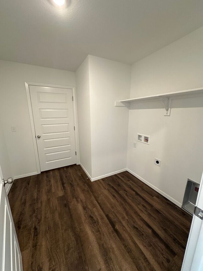 Building Photo - *Pre-leasing* BRAND NEW Three Bedroom | Tw...