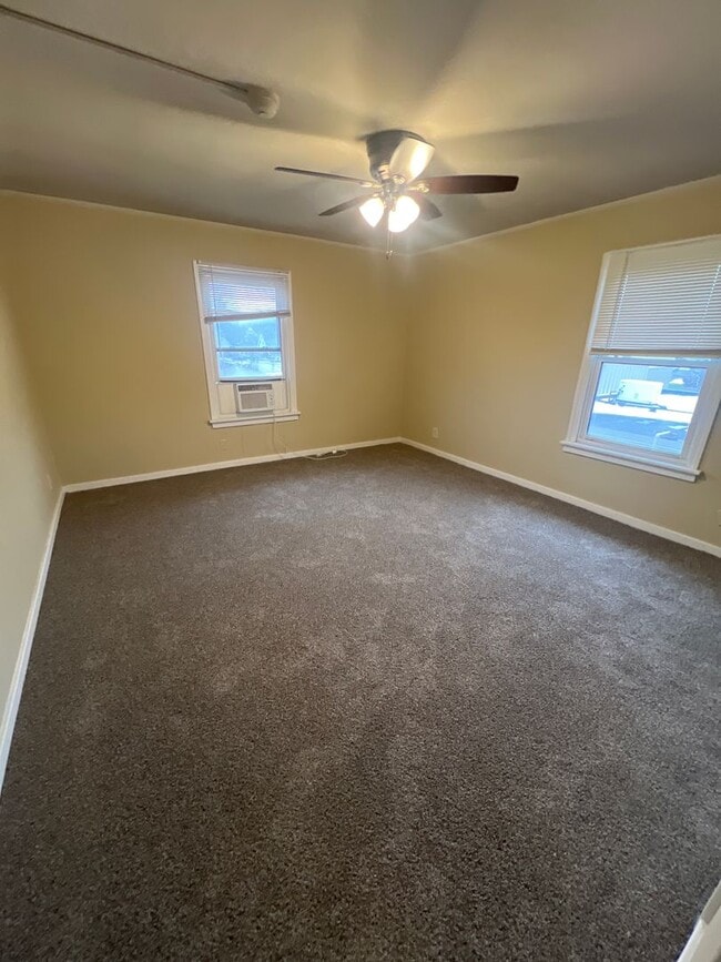 Building Photo - 110 S Grand Ave W