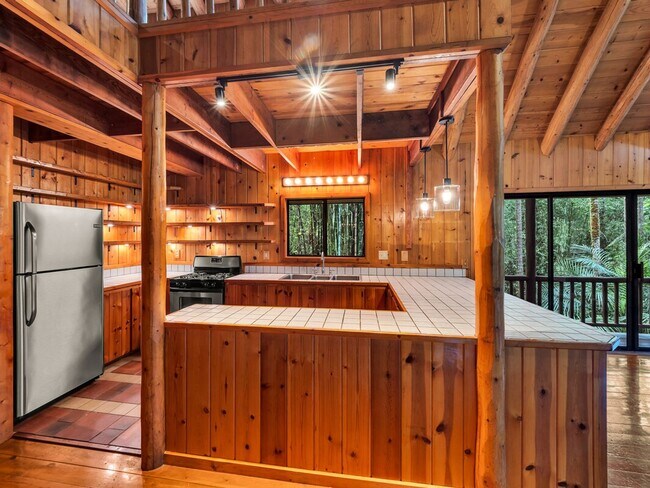 Building Photo - 3 bedrooms 2 bathroom with a large Loft for generational living + storage shed