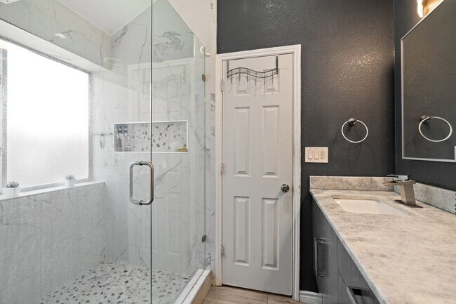 Building Photo - 8525 Mystic Trail