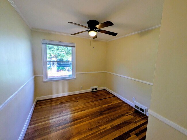 Building Photo - 1017 Madison Ave