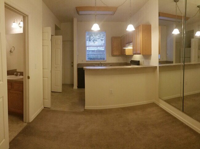 Building Photo - 3543 SW 30th Way