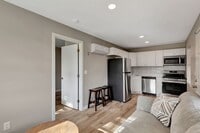 Building Photo - Ravines Apartments - Modern 1-Bedroom  Apa...
