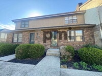 Building Photo - 98 Stornoway Dr W