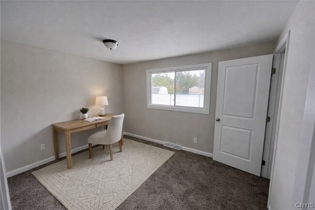 Building Photo - 4989 Driftwood Dr