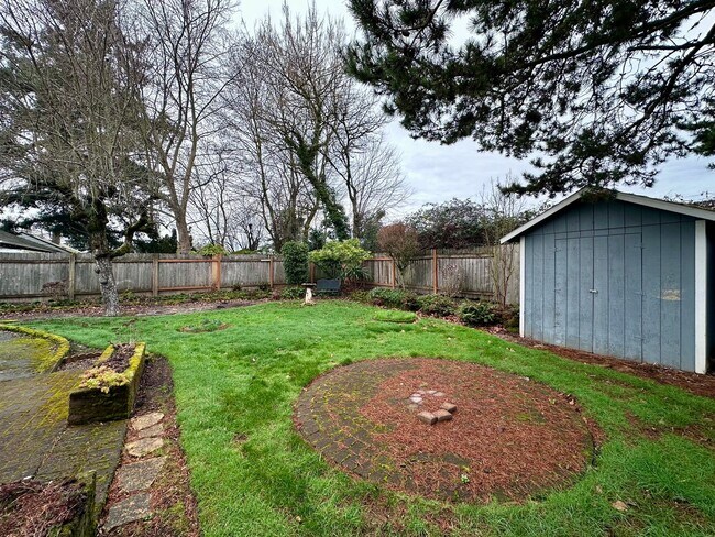 Building Photo - Bungalow Style Single-Family Home in Mt. Tabor Neighborhood