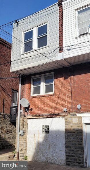 Building Photo - 6614 N Smedley St