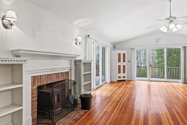 Building Photo - 66 Converse Rd