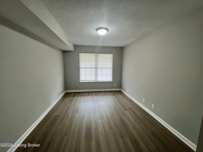 Building Photo - 9012 Jessica Leigh Dr