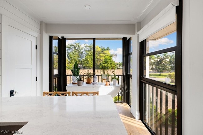 Building Photo - 3135 Riviera Dr