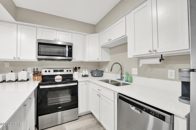 Building Photo - 5119 Marla Dr