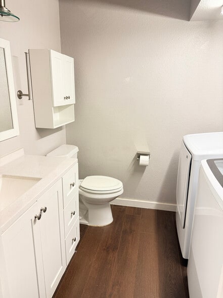 Building Photo - 3435 S Ammons St