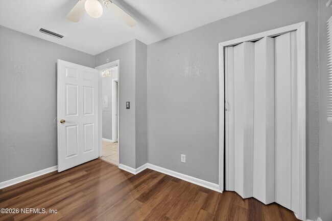 Building Photo - 4030 Leonard Cir E