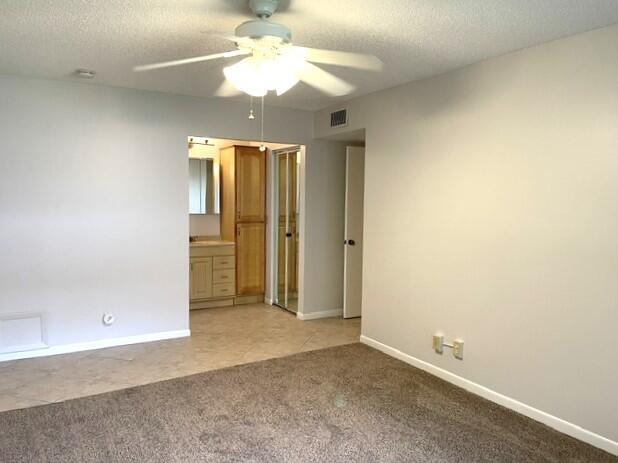 Building Photo - 1202 S Drive Cir