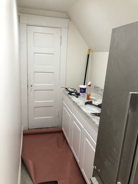 Building Photo - 4719 S Gramercy Pl