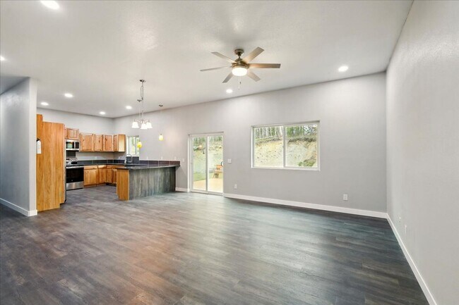 Building Photo - 8561 W Cormorant Way