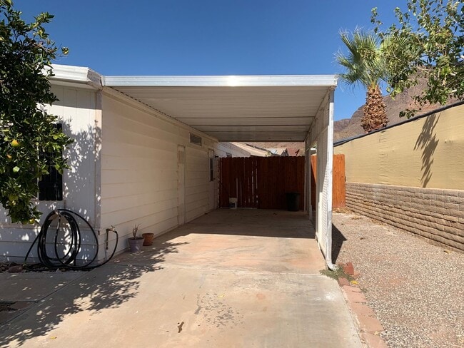 Building Photo - PARKER, AZ WINTER RENTAL - Furnished Home with River Access