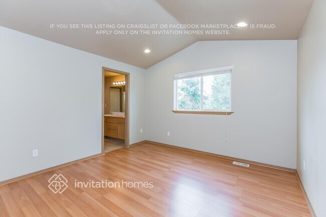 Building Photo - 12106 29th Ave W