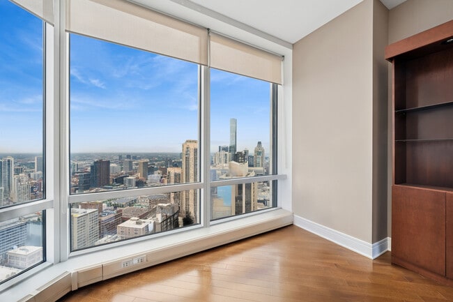 Building Photo - 401 N Wabash Ave
