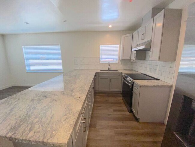 Building Photo - Northwest Reno House - Like New! 3 Bedroom...