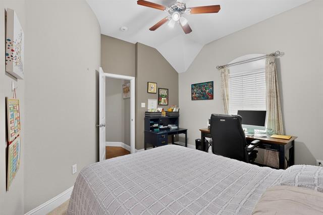 Building Photo - 2345 Fountain Gate Dr