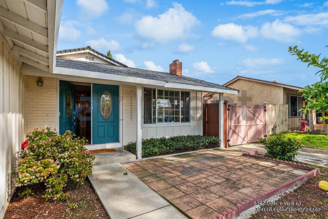 Building Photo - 1872 Anne Marie Ct