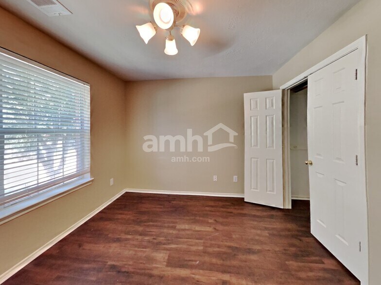 Building Photo - 2870 Colony Cone Cir