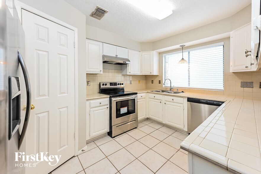 Building Photo - 3727 Windy Haven Dr