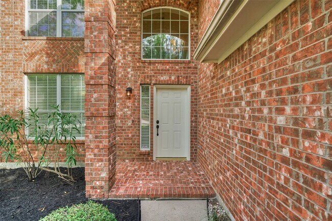 Building Photo - 274 Fairwind Trail Dr