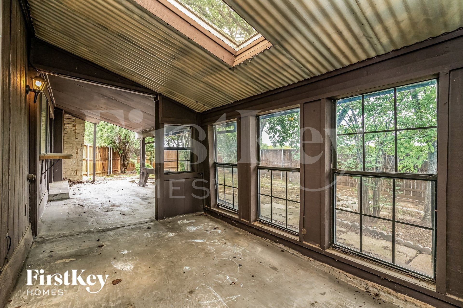 Building Photo - 5276 Sherman Dr