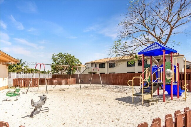 Building Photo - 14905 SW 80th St
