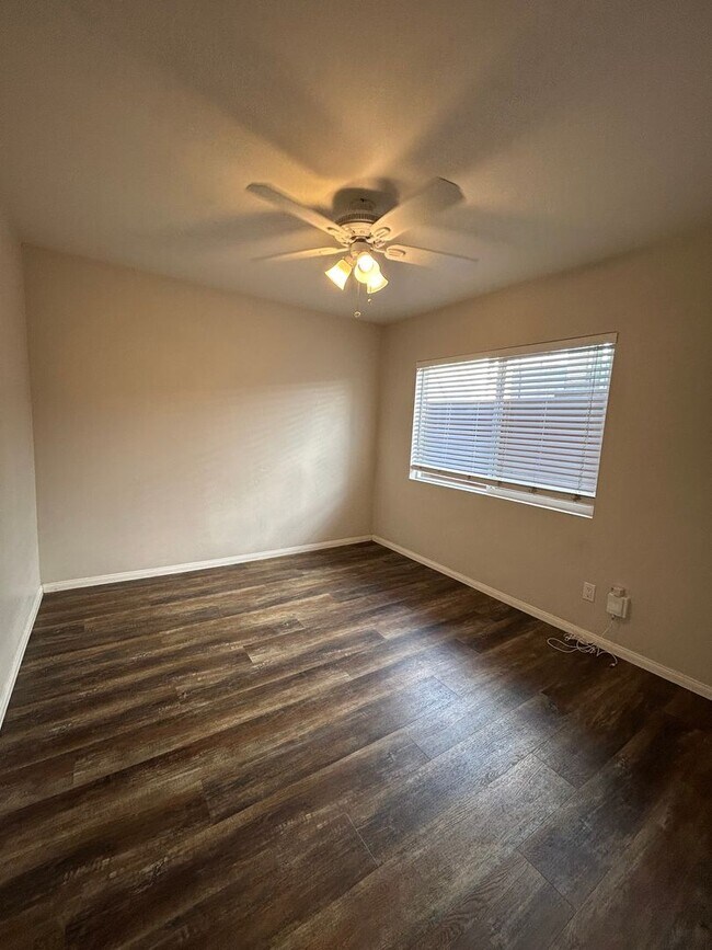 Building Photo - 1 Bed/1 Bath in North Park