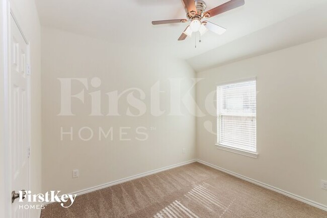 Building Photo - 2407 Cherrington Woods Ln