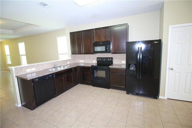 Building Photo - 5704 Knoll Pines Pass