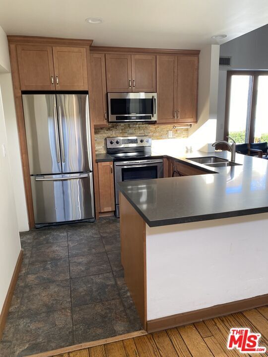 Building Photo - 9206 Summertime Ln