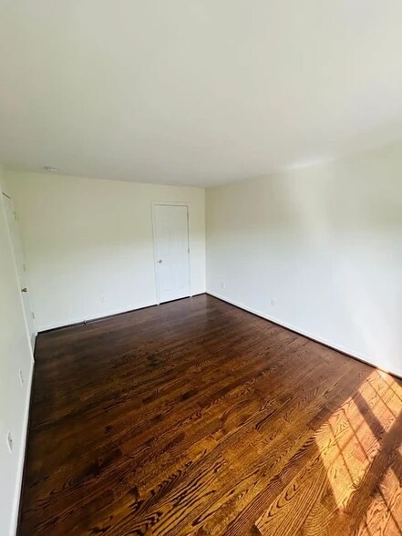 Building Photo - 3209 Friars Walk Ln