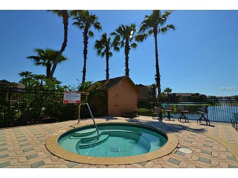 Building Photo - 4105 Tropical Isle Blvd