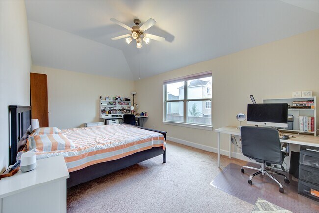 Building Photo - 3707 Main Poplar Dr