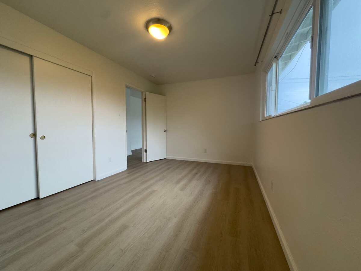 Building Photo - 6501 Raymond St