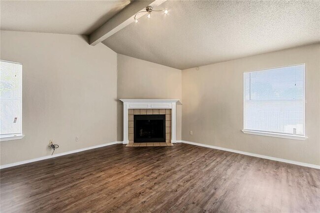 Building Photo - 1220 Orchard Park Cir