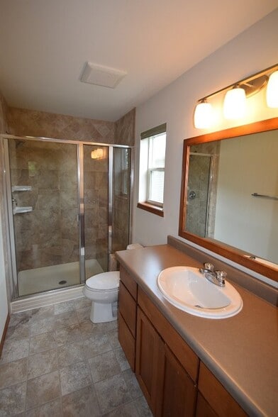 Building Photo - 8845 Red Beryl Dr