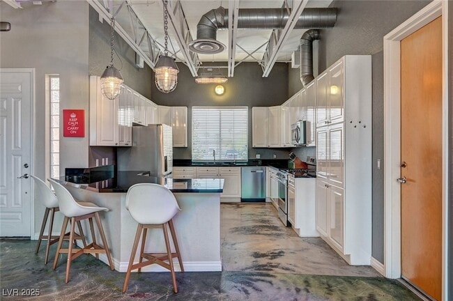 Building Photo - 5096 Thunder River Cir