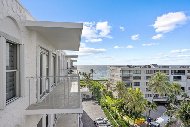 Building Photo - 3230 S Ocean Blvd