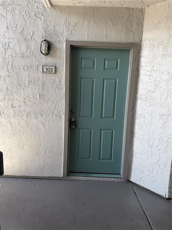 Building Photo - 2130 Cascades Blvd