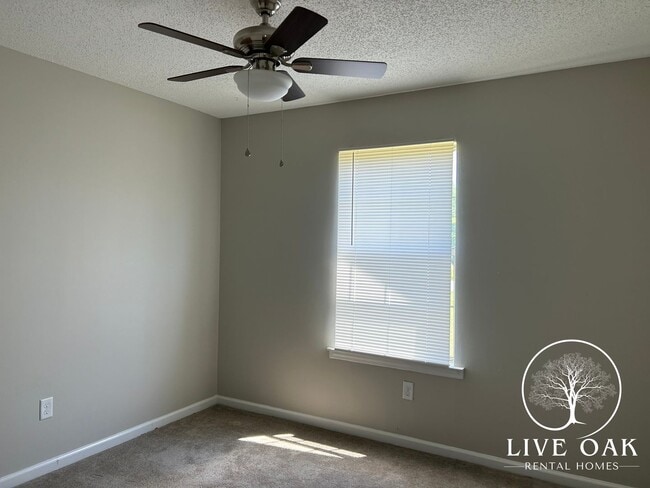 Building Photo - 531 Jefferson Cir