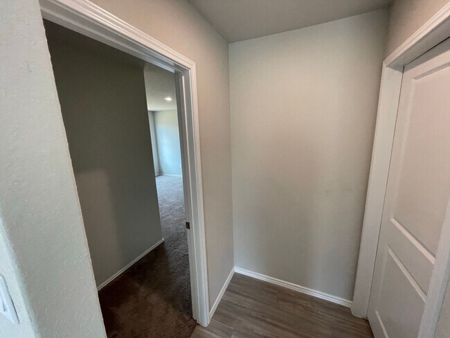 Building Photo - Paloma Subdivision