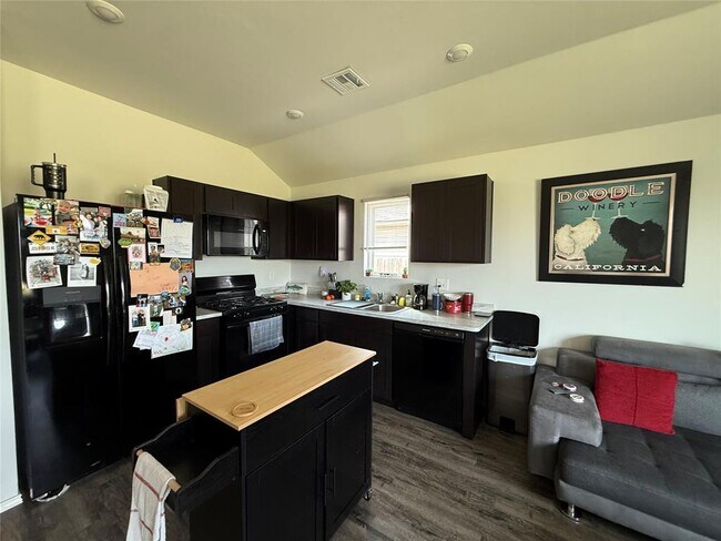Building Photo - 11700 Krew Wy